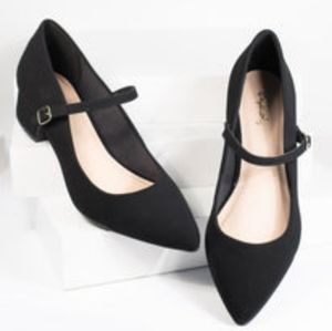 NWOT Black Suede Pointed Toe Mary Jane Heels 6.5